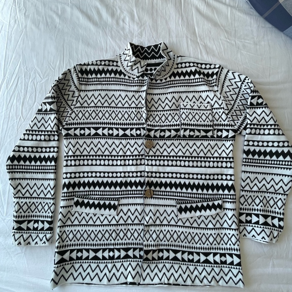 sweater design medium